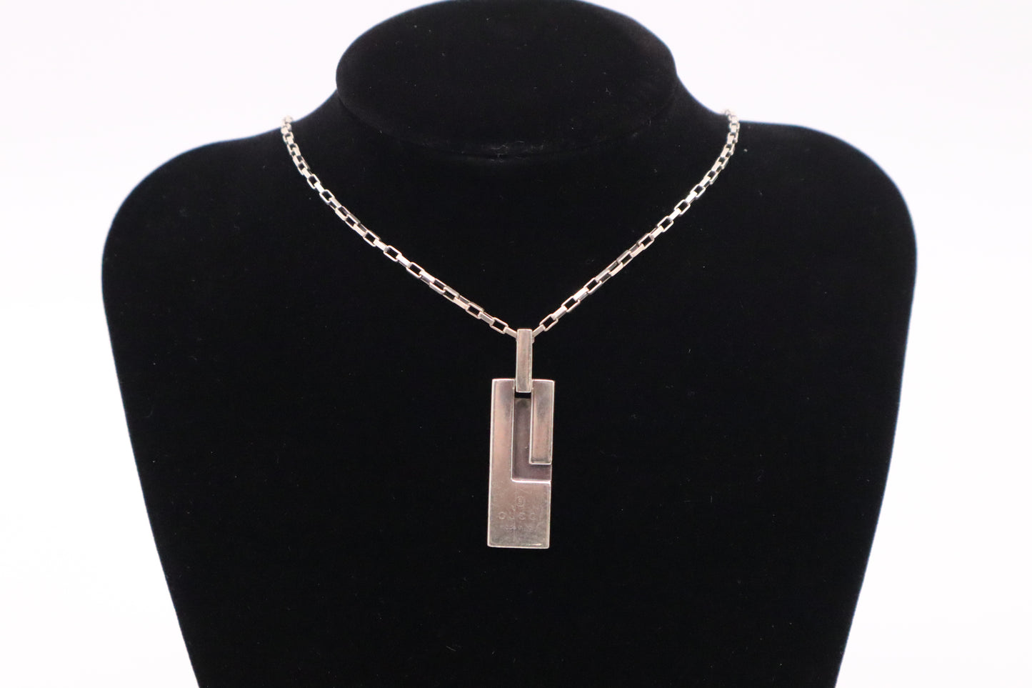 Gucci Rectangle Necklace in Sterling Silver