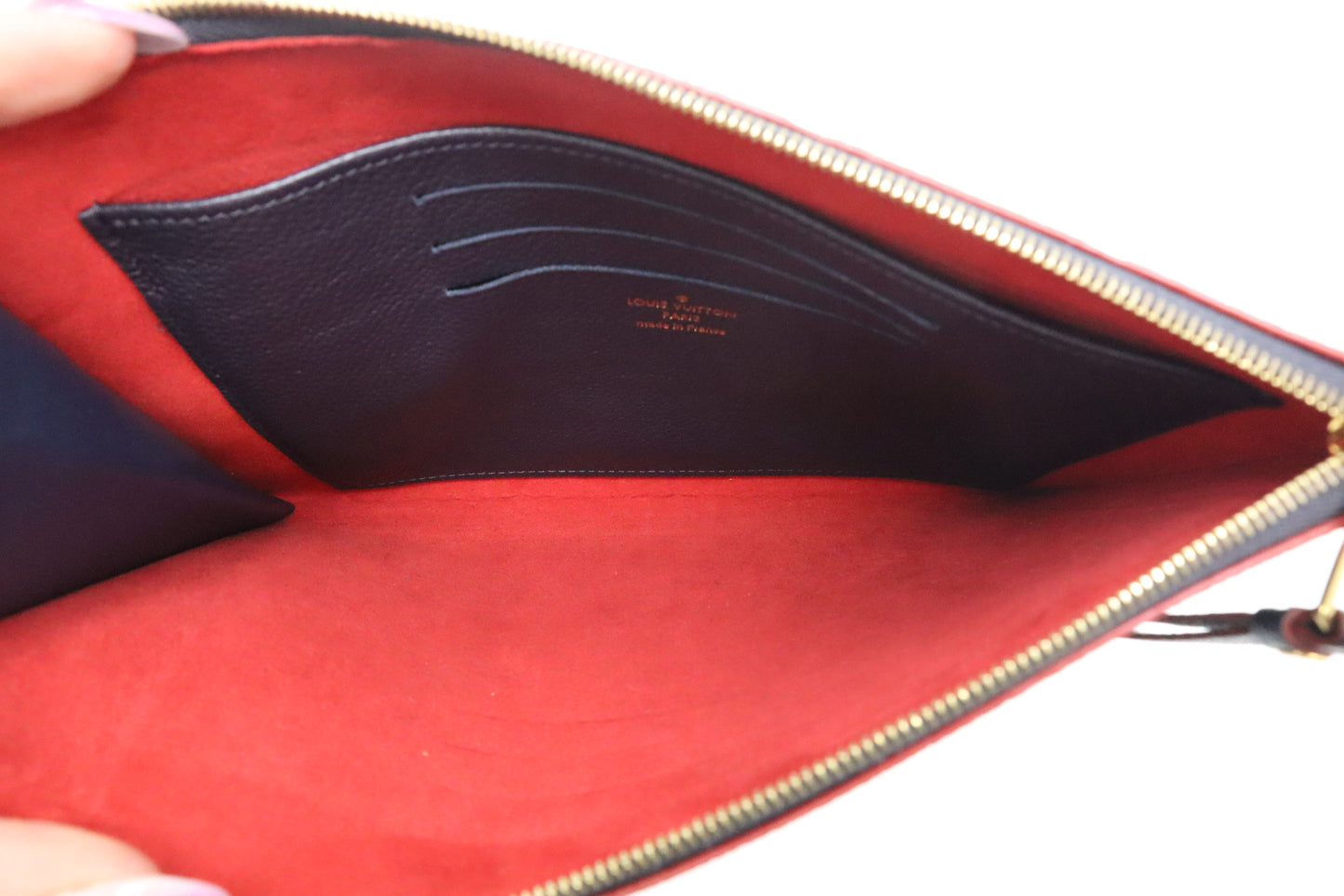 Louis Vuitton Pochette Melanie MM in Marine Rouge Empreinte Leather