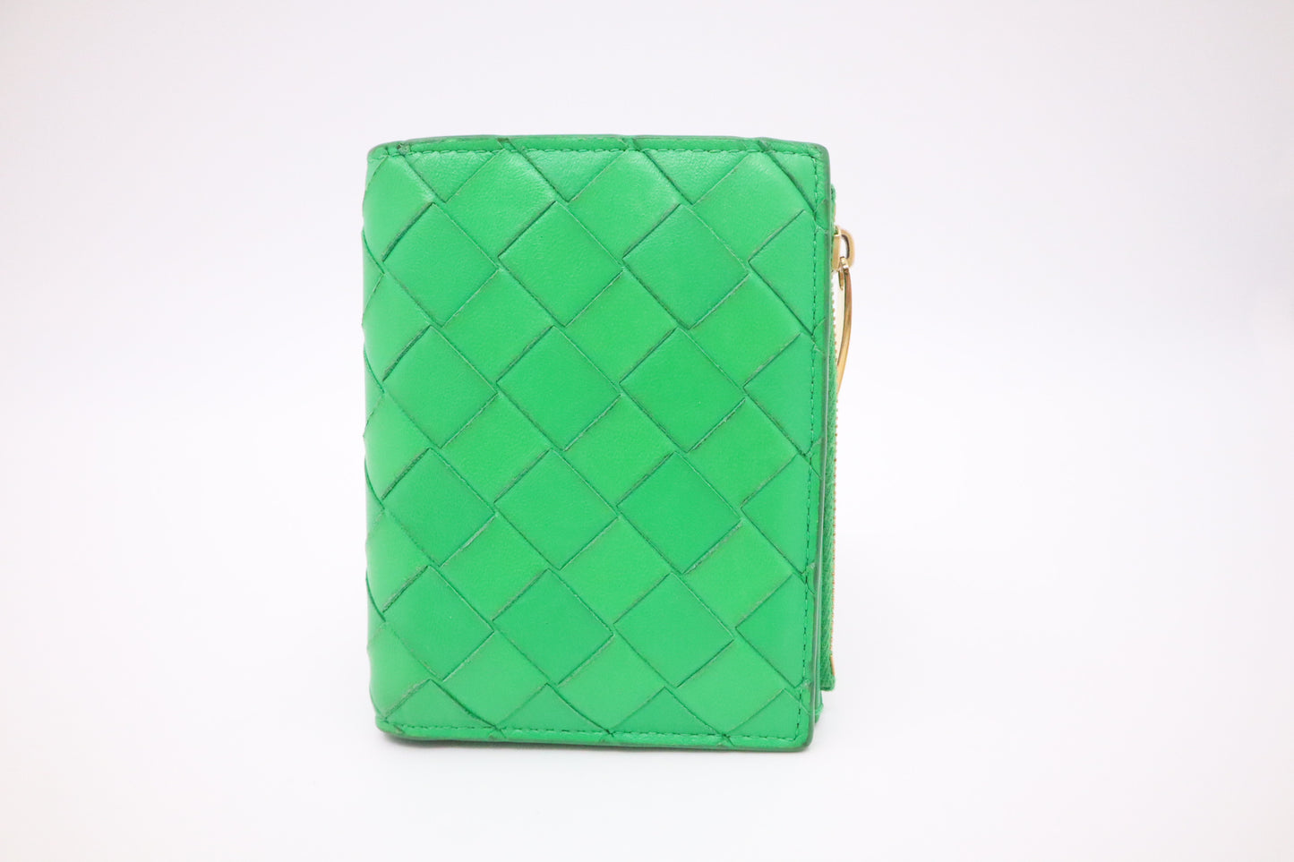 Bottega Veneta Wallet in Green Intrecciato Leather
