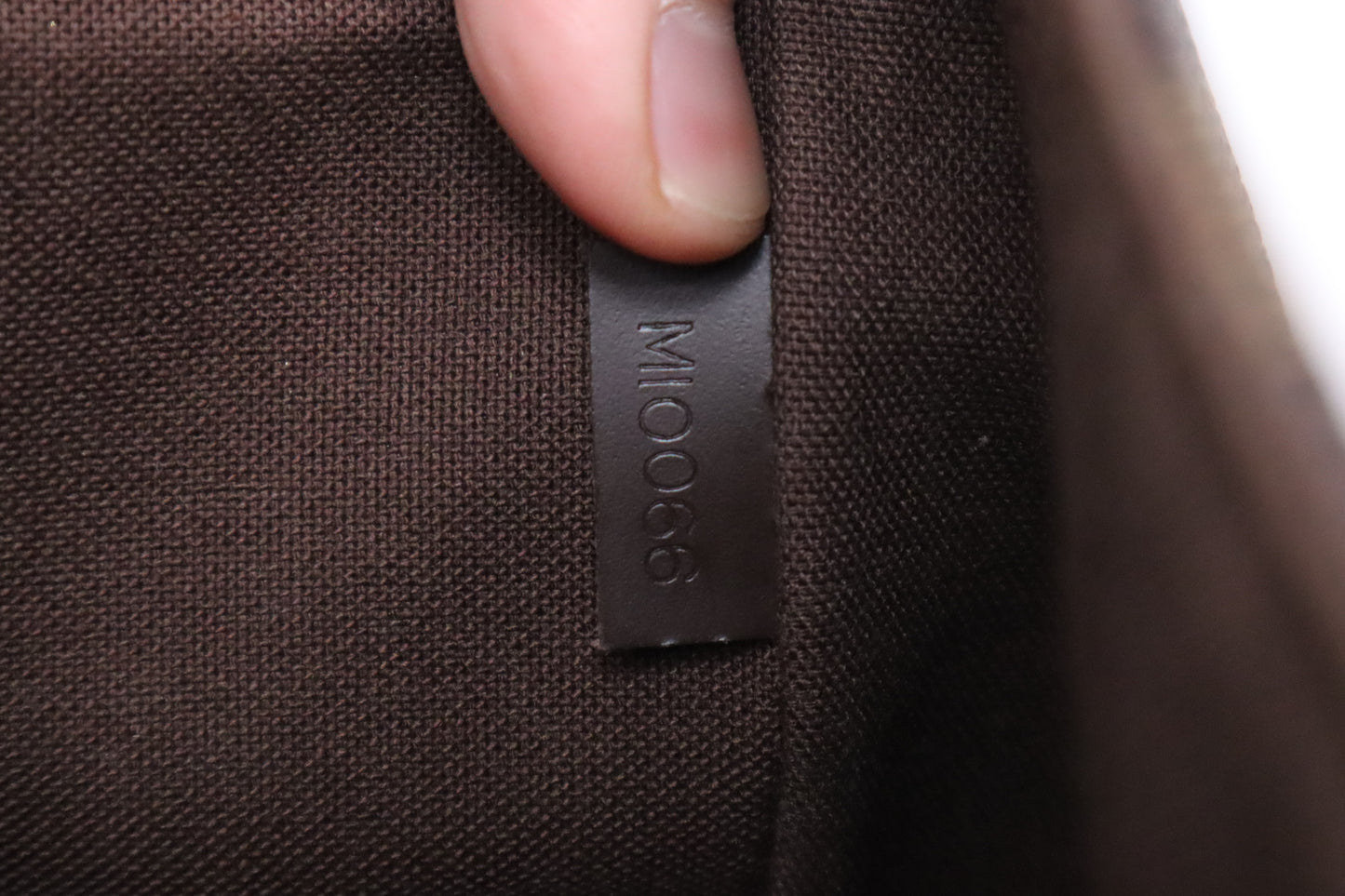 Louis Vuitton Reporter Melville in Damier Ebene Canvas