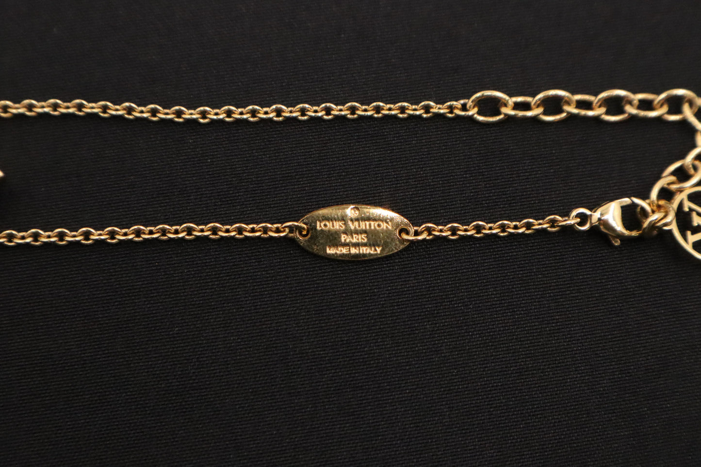 Louis Vuitton Essential V Bracelet in Gold-Tone