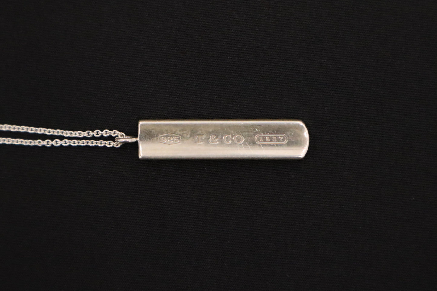 Tiffany&Co. 1837 Narrow Bar Pendant in Sterling Silver