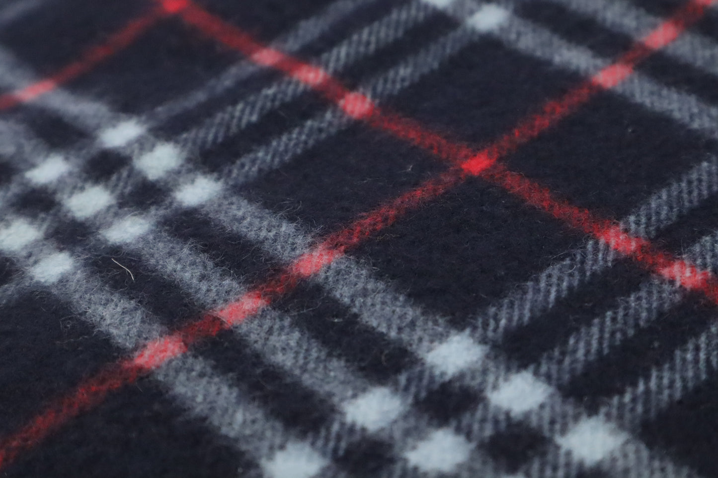 Burberry Scarf in Navy Cashmere