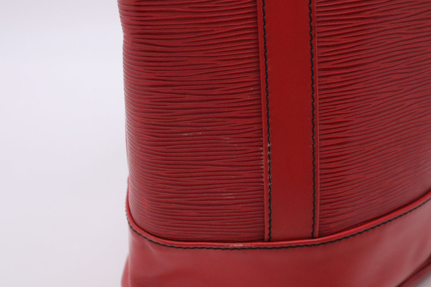 Louis Vuitton Randonnee GM in Red Epi Leather