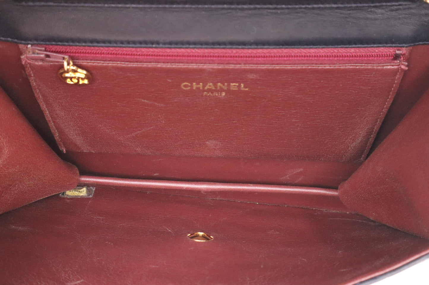 Chanel Medium Single Flap in Black Mattelassé Leather