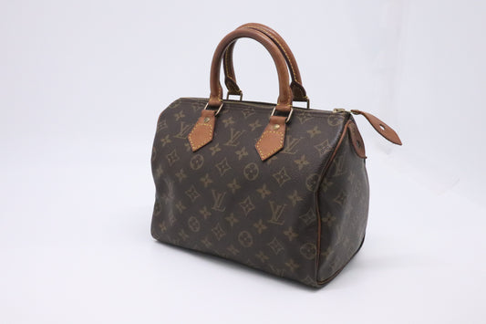 Louis Vuitton Speedy 25 in Monogram Canvas