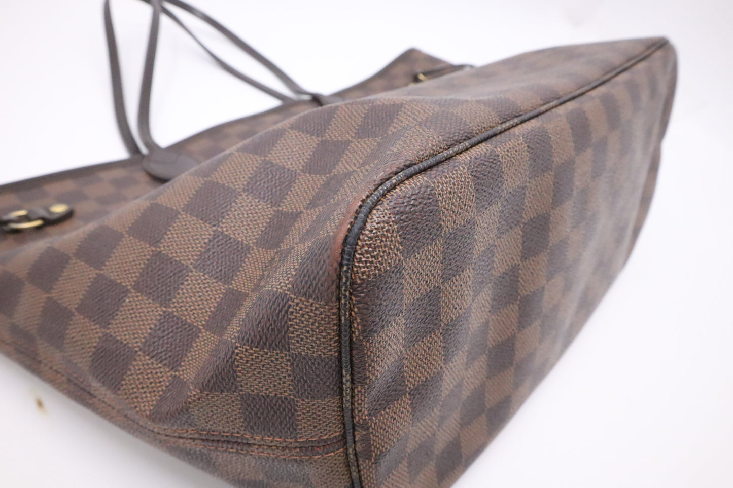 Louis Vuitton Neverfull MM in Damier Ebene Canvas