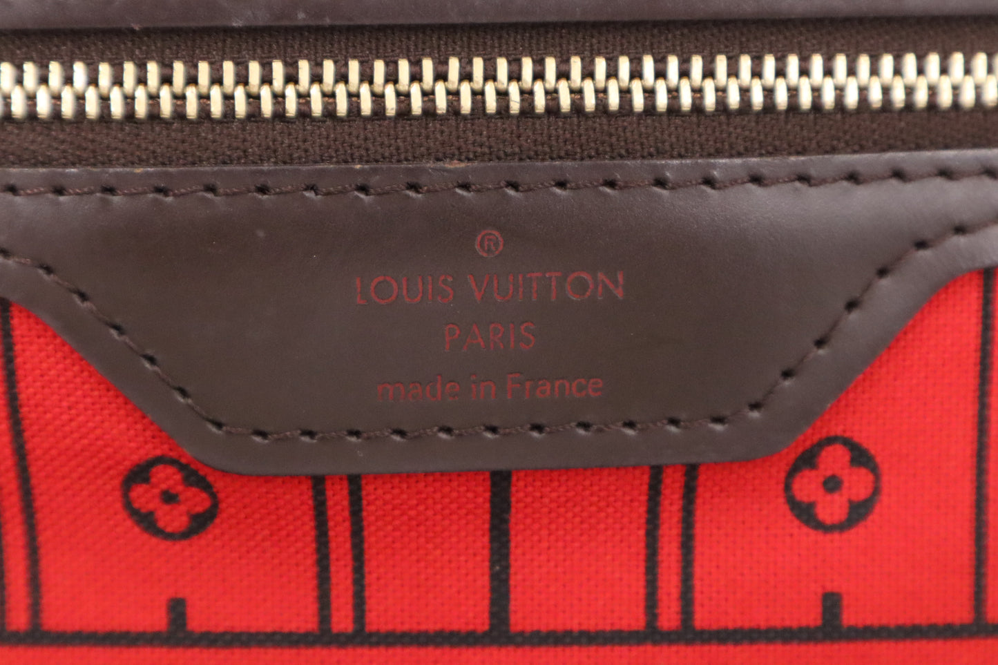 Louis Vuitton Neverfull MM in Damier Ebene Canvas
