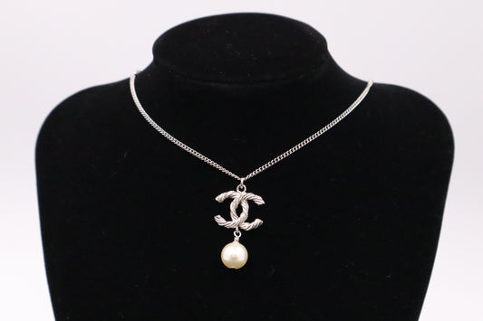 Chanel Necklace in Silver