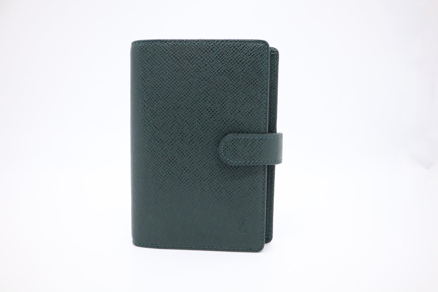 Louis Vuitton Agenda PM in Green Taiga Leather