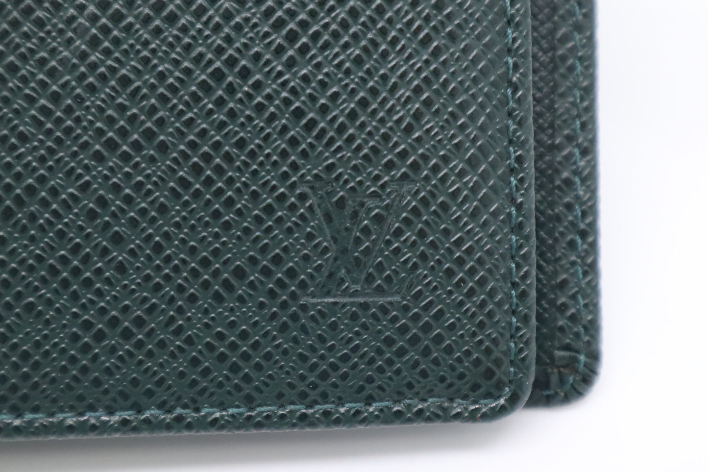 Louis Vuitton Agenda PM in Green Taiga Leather