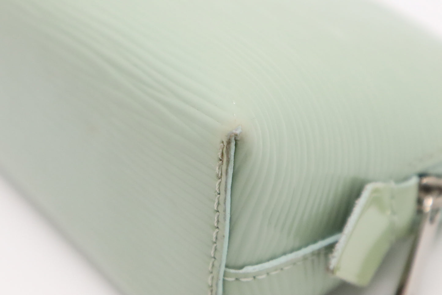 Louis Vuitton Pochette Cosmetic in Electric Amande Epi Leather