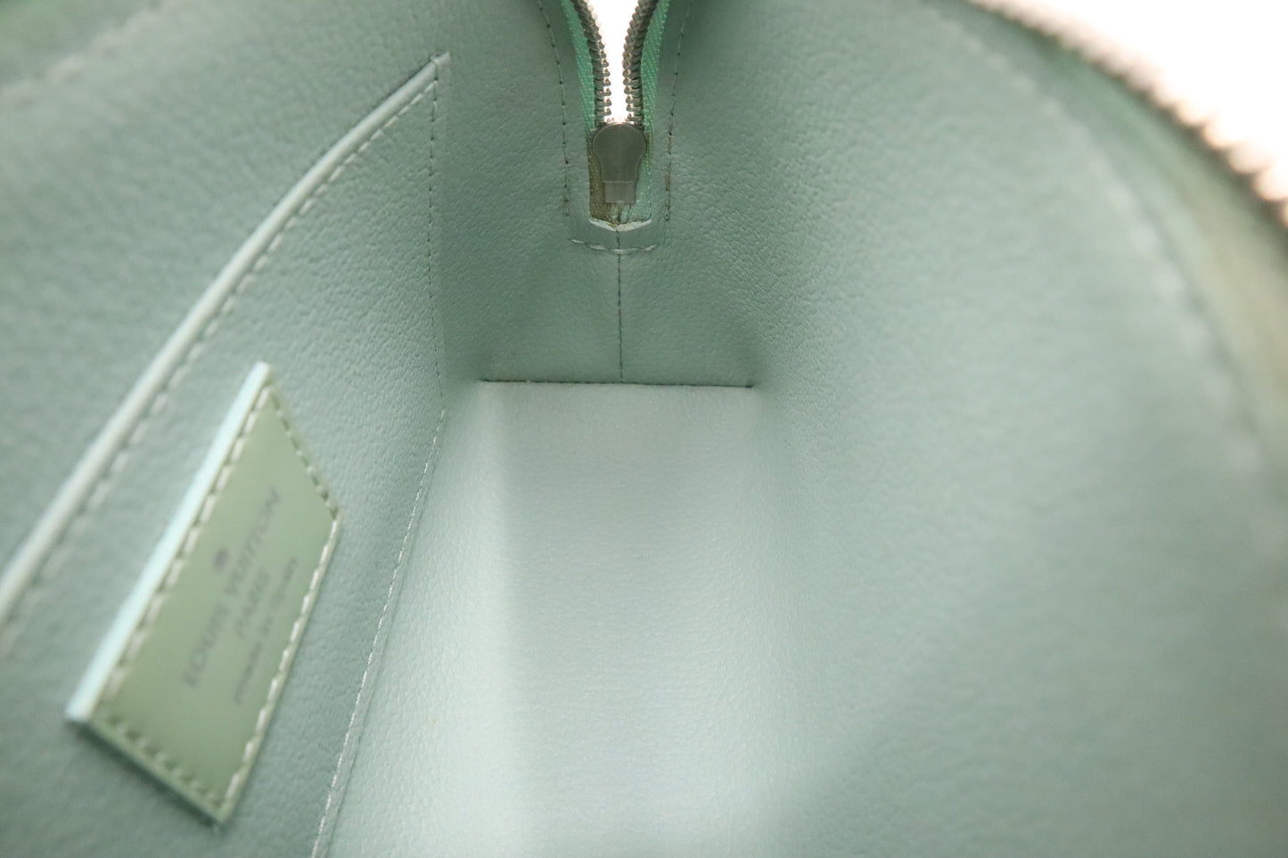 Louis Vuitton Pochette Cosmetic in Electric Amande Epi Leather