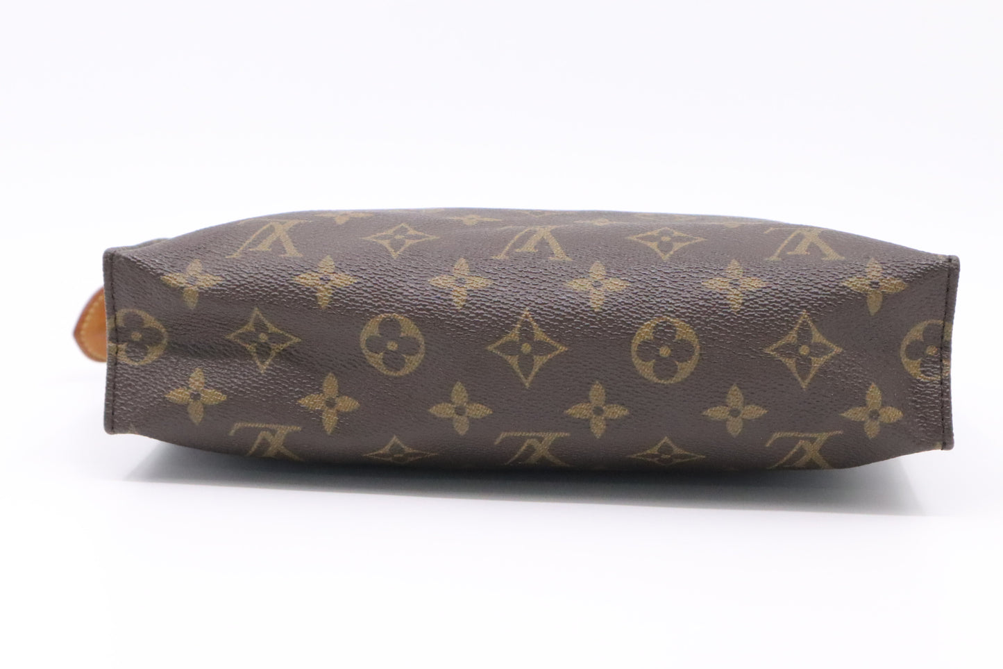 Louis Vuitton Toiletry 26 in Monogram Canvas