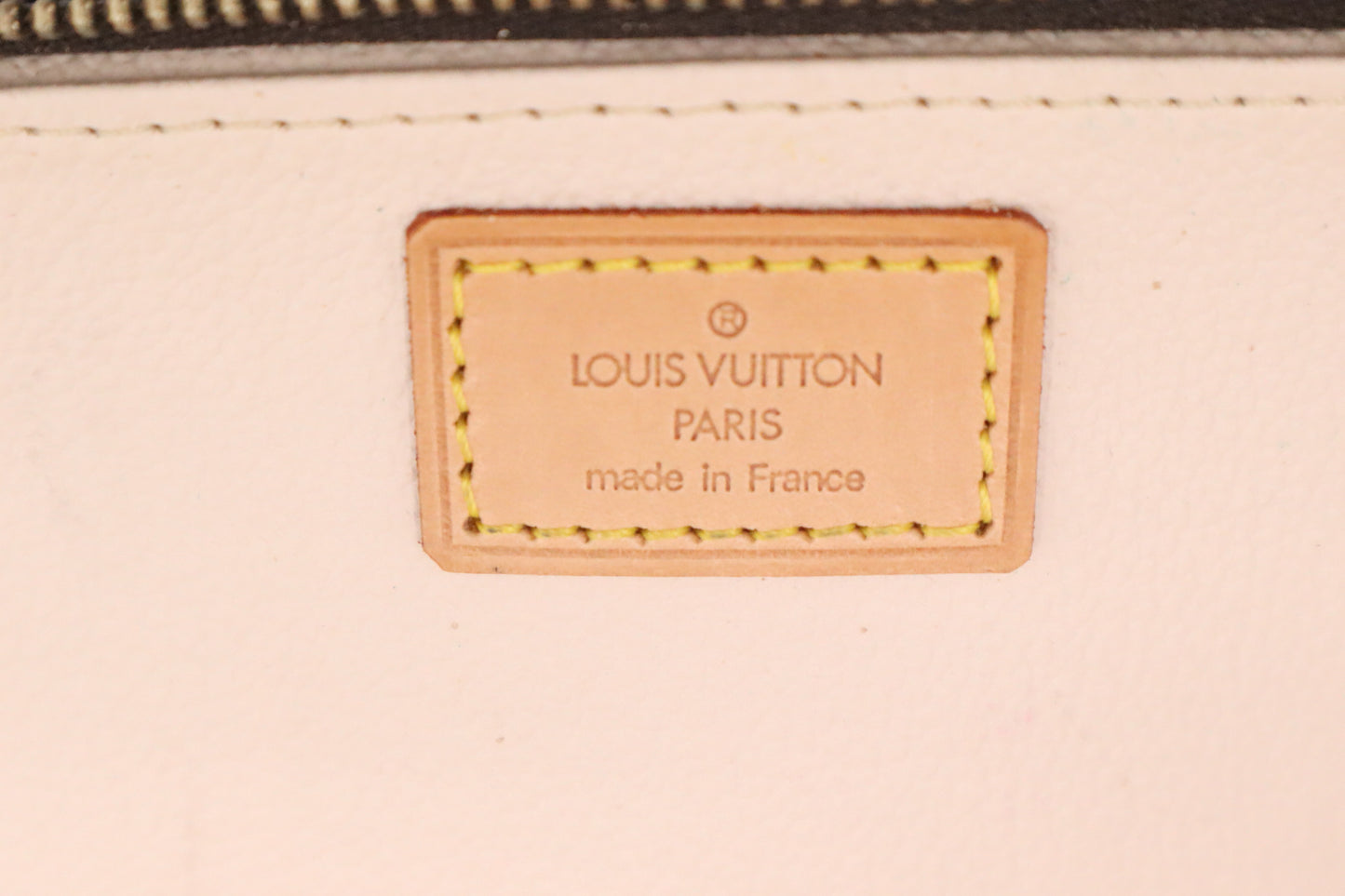 Louis Vuitton Trousse Brush in Monogram Canvas