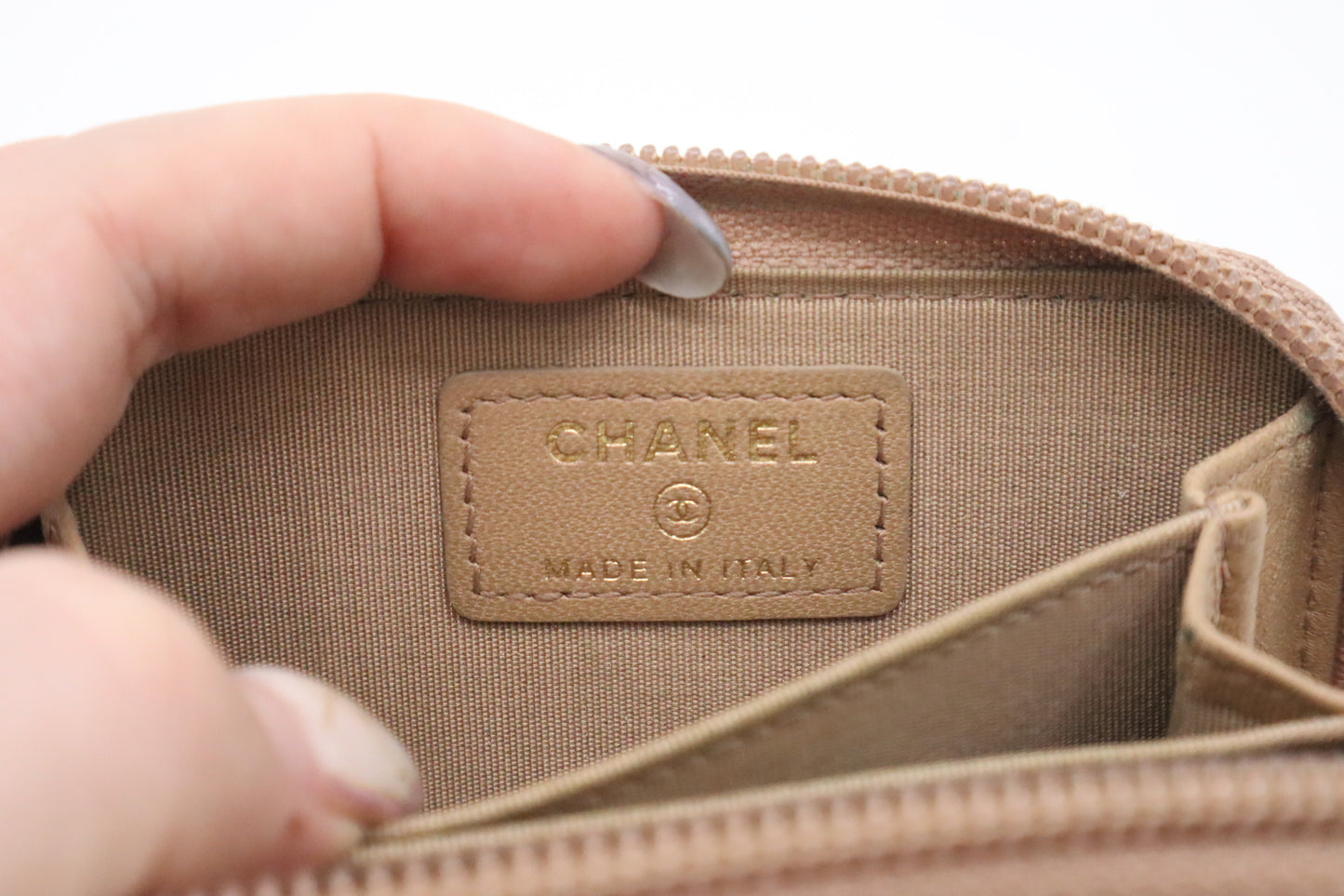 Chanel Boy Card Case in Iridescent Beige Patent Leather