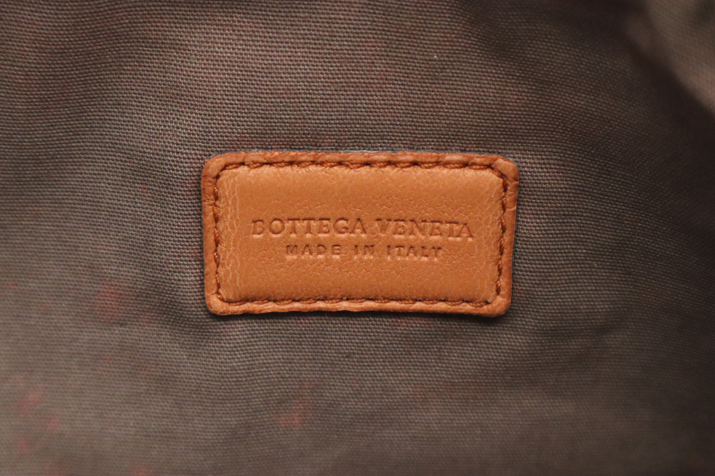Bottega Pouch in Orange Leather