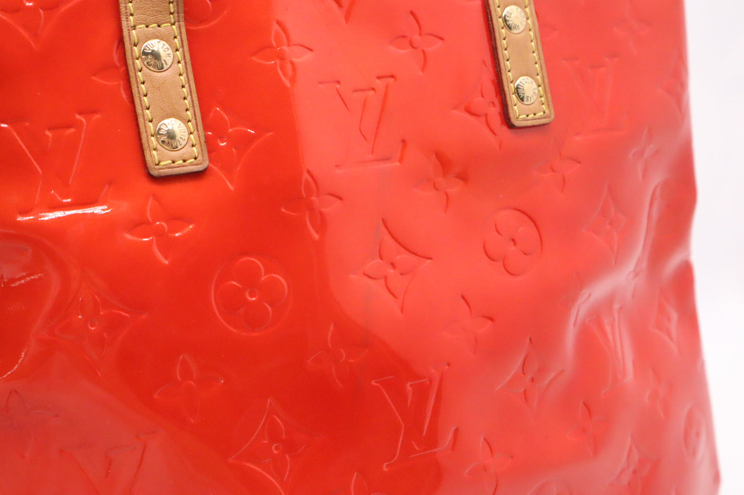 Louis Vuitton Reade MM in Orange Sunset Vernis Leather