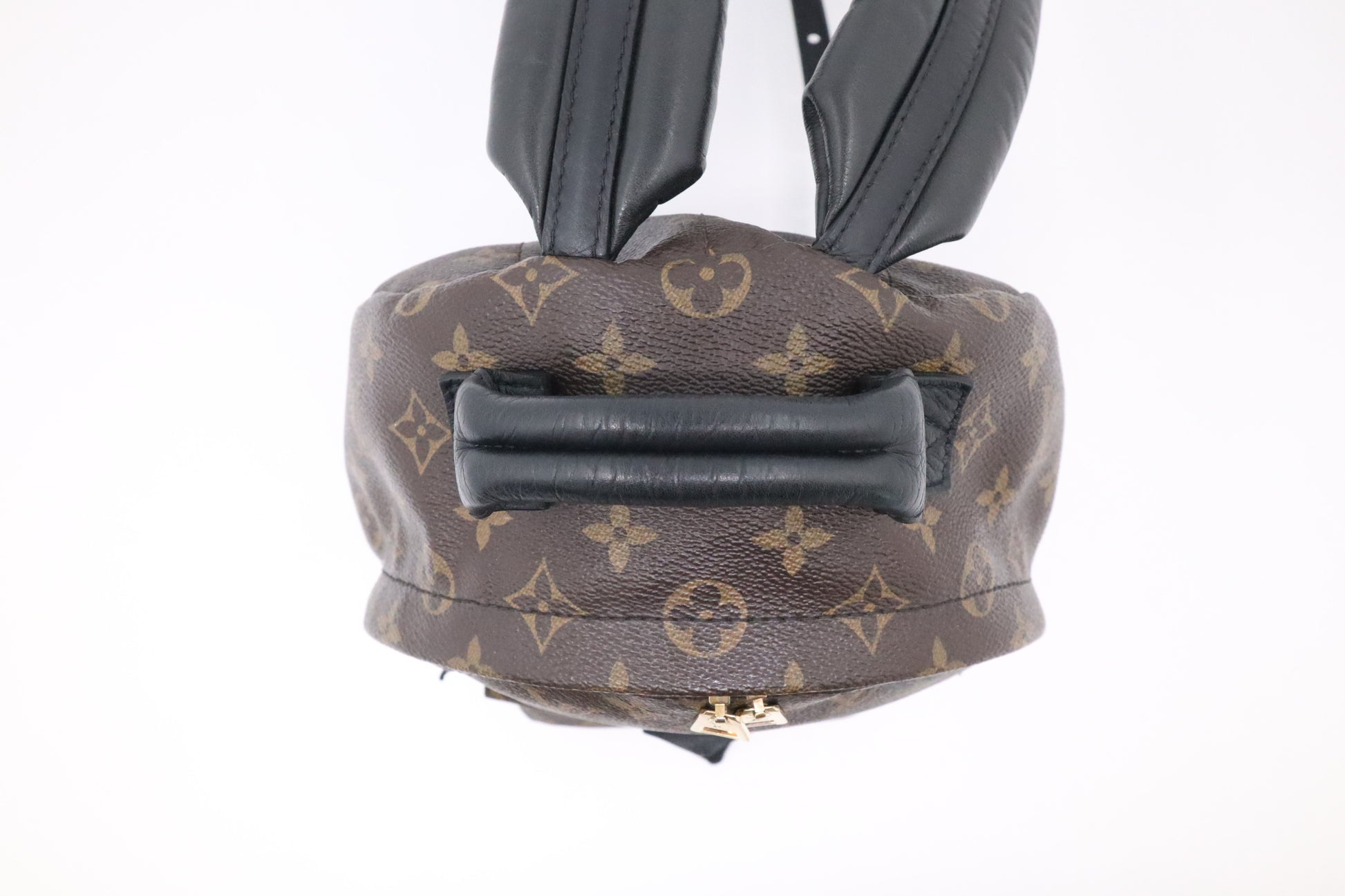 Louis Vuitton Palm Springs Backpack PM in Monogram Canvas – Weekly Lux Drop Louis Vuitton Palm Springs Backpack PM in Monogram Canvas – Weekly Lux Drop