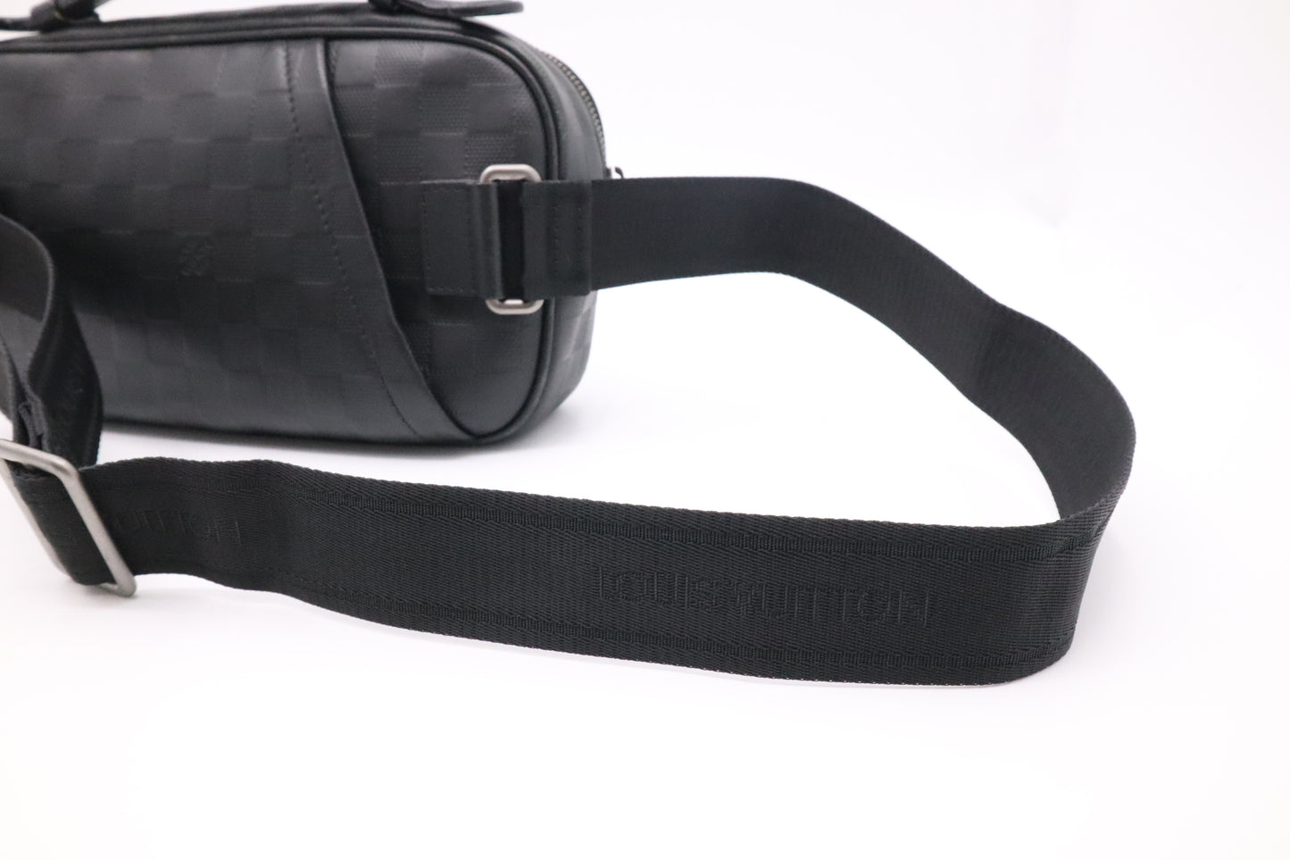 Louis Vuitton Ambler in Damier Inifini Leather
