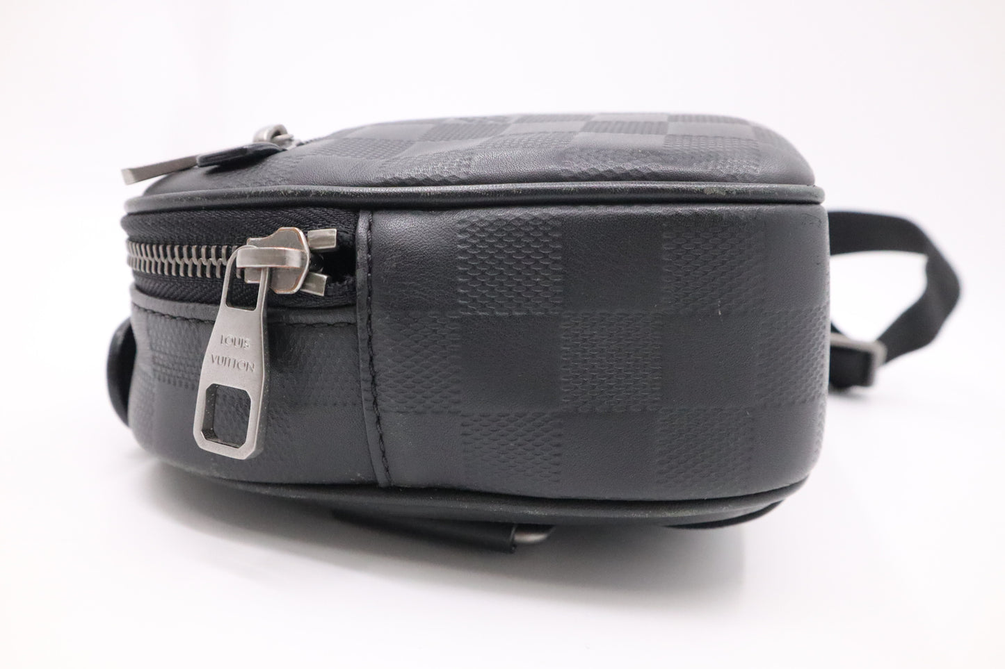 Louis Vuitton Ambler in Damier Inifini Leather