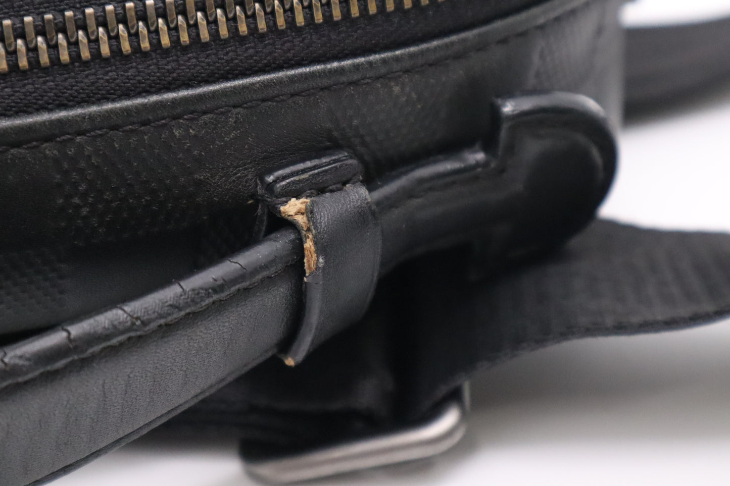 Louis Vuitton Ambler in Damier Inifini Leather