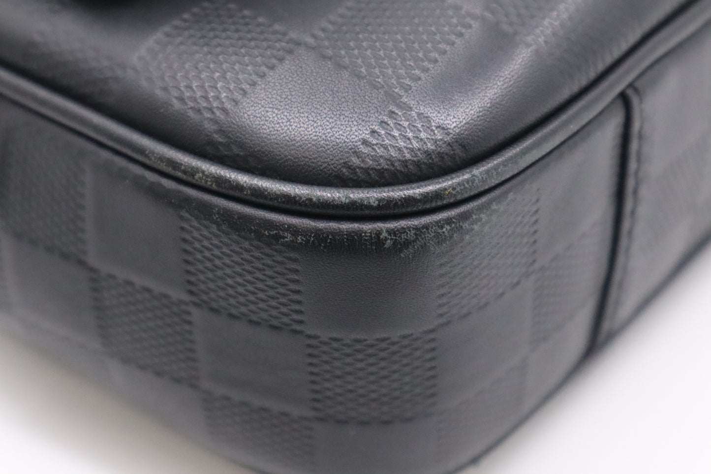 Louis Vuitton Ambler in Damier Inifini Leather