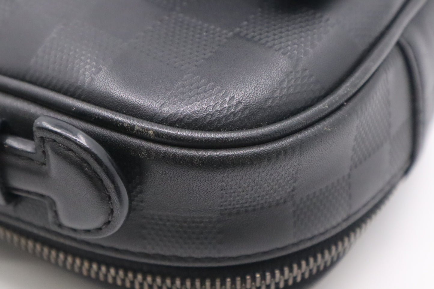 Louis Vuitton Ambler in Damier Inifini Leather