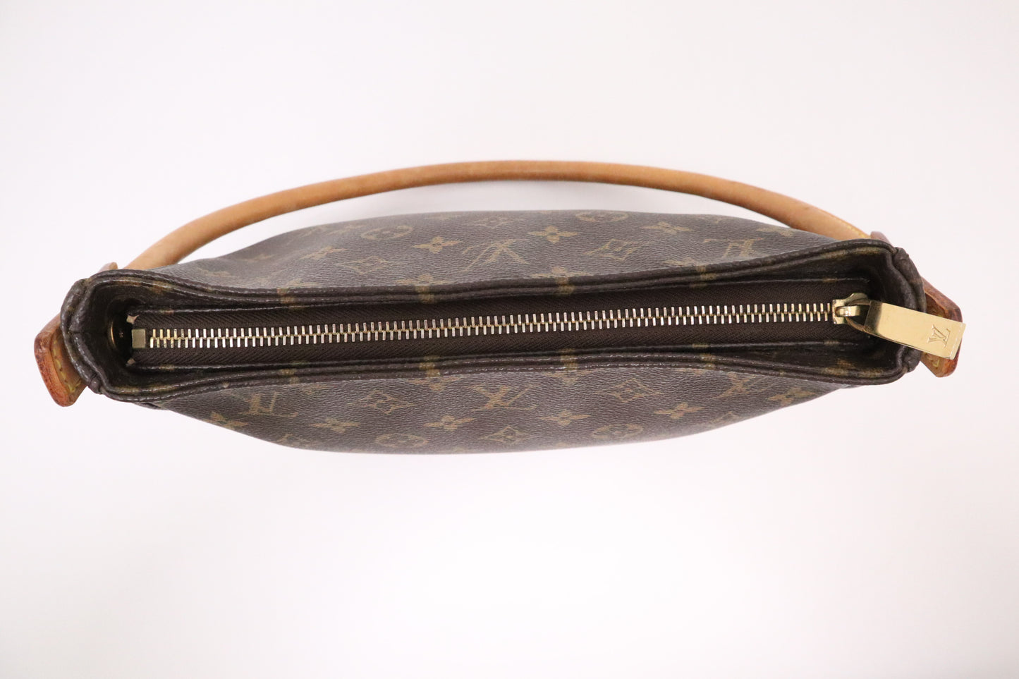 Louis Vuitton Looping MM in Monogram Canvas