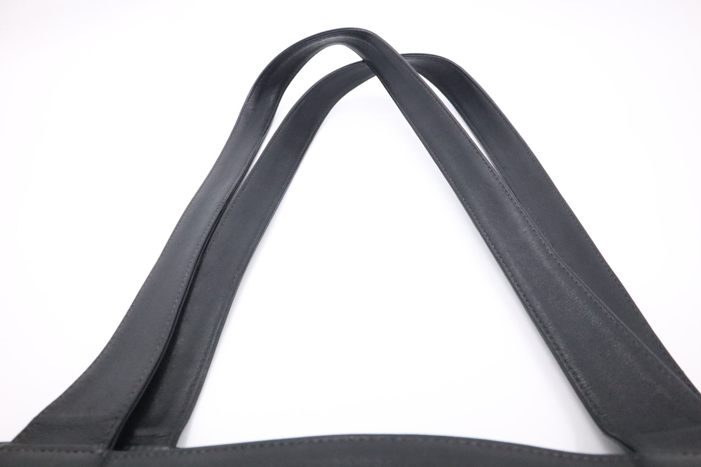 Chanel Tote in Black Leather