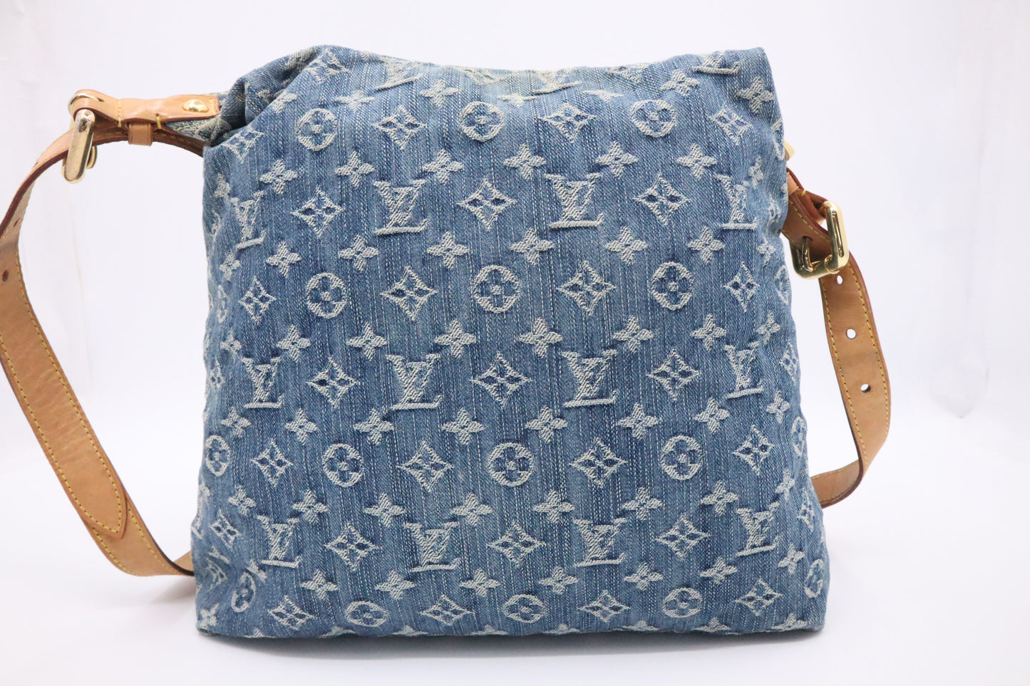 Louis Vuitton Baggy GM in Monogram Denim
