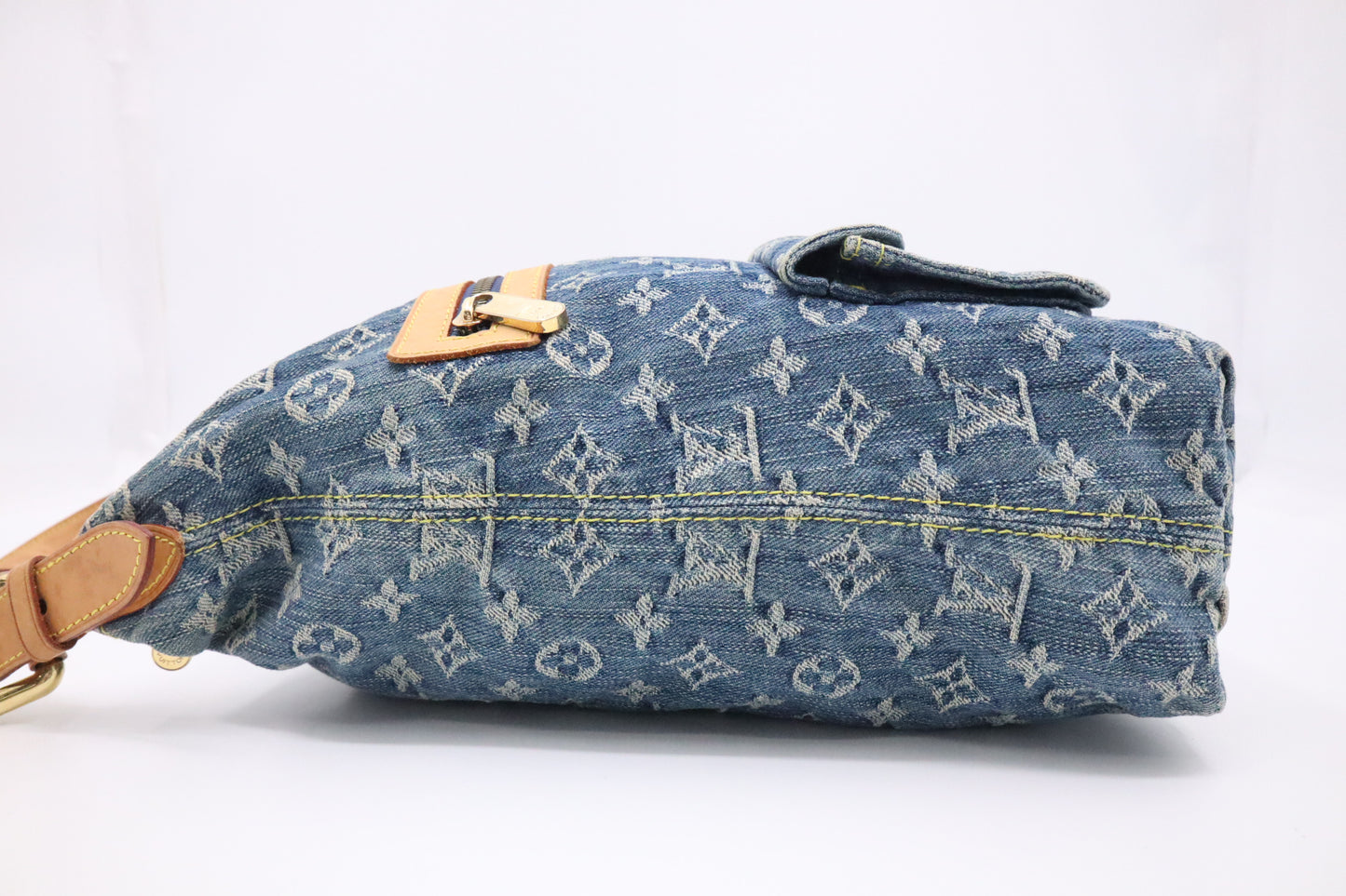 Louis Vuitton Baggy GM in Monogram Denim