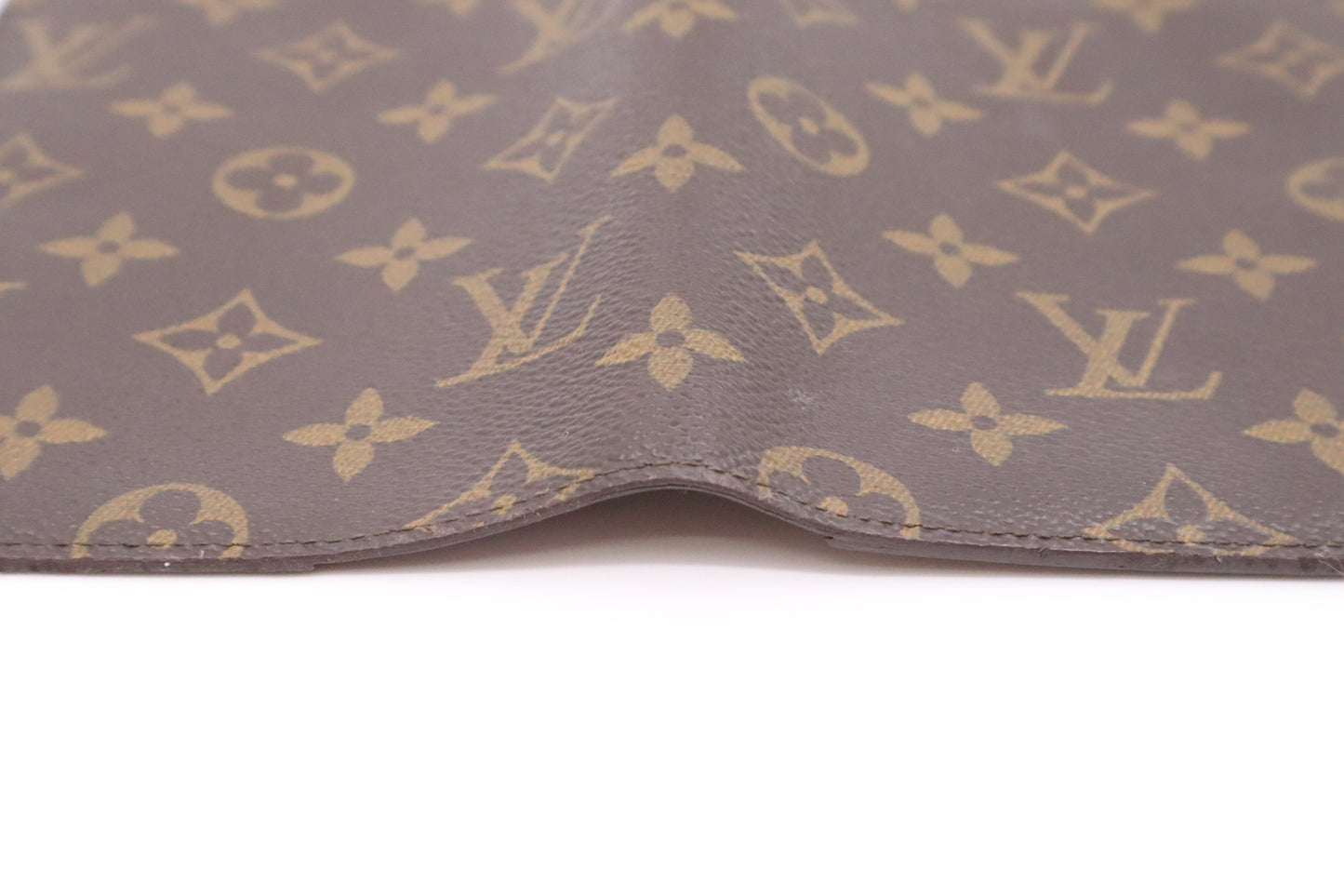 Louis Vuitton Passport Cover in Monogram Canvas