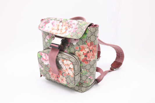 Gucci Blooms Backpack in GG Supreme Canvas