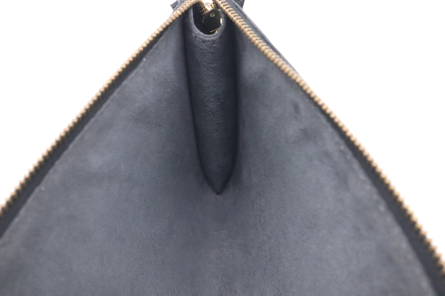 Louis Vuitton Pochette Accessoires in Black Epi Leather