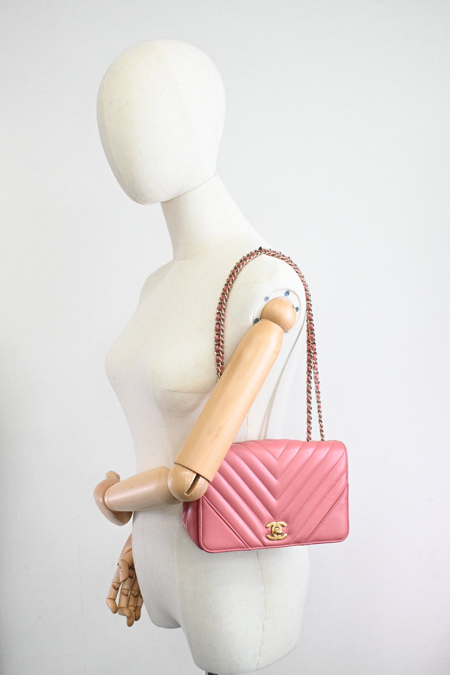 Chanel Small Statement Flap in Pink Leather