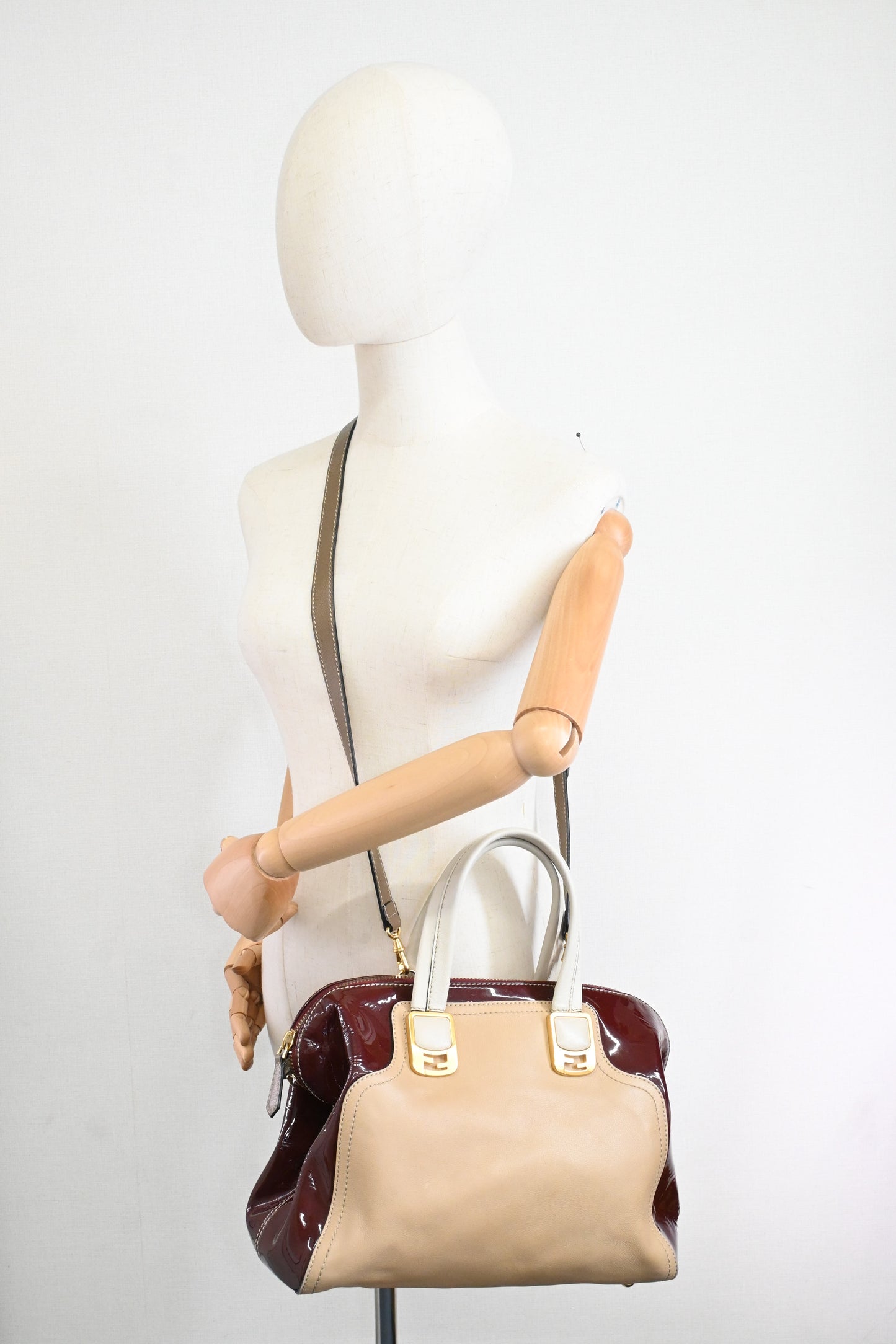 Fendi 2way Bag in Beige Leather and Red Patent Leather