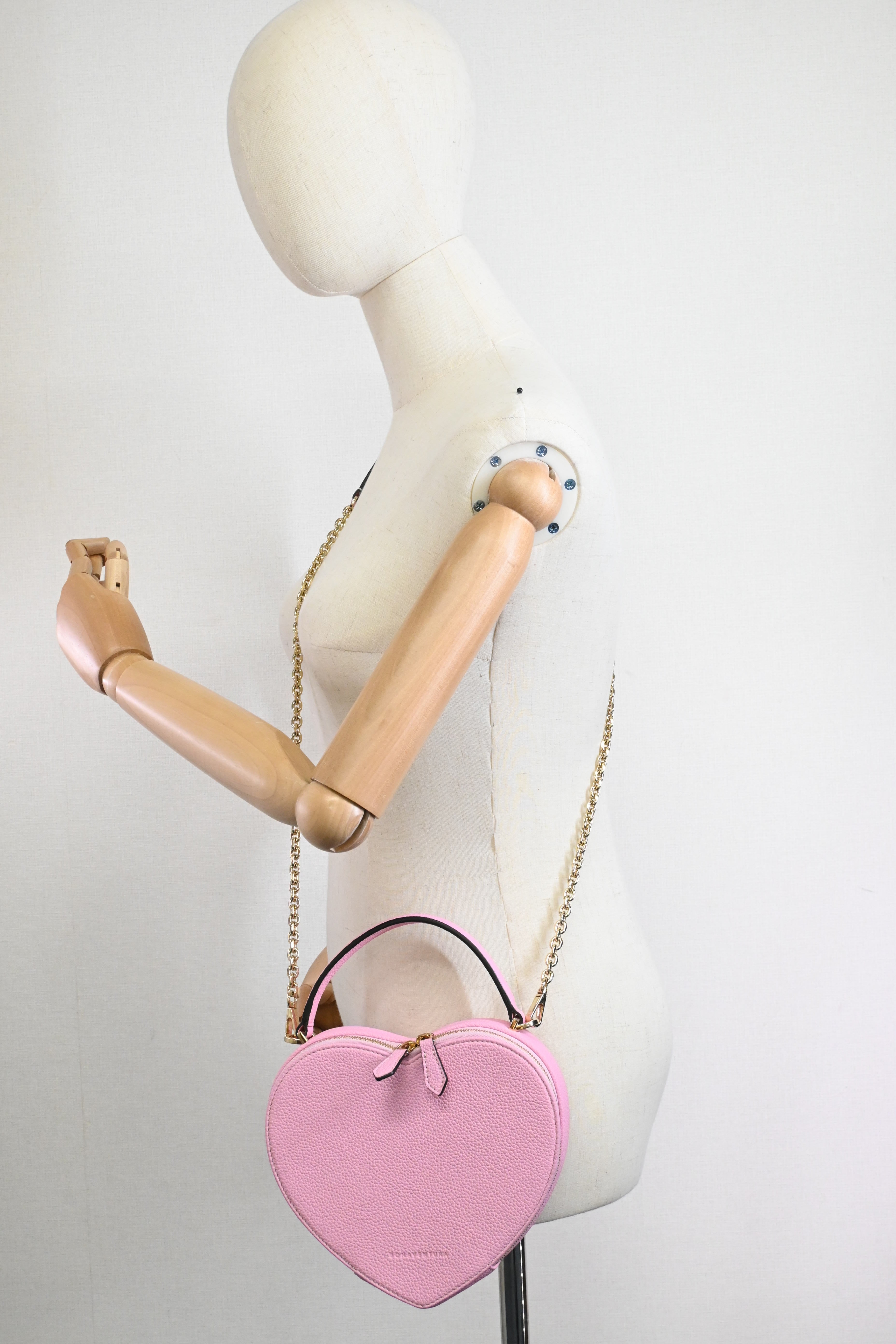 Bonaventura Alia Heart Bag in Taffy Pink Leather – Weekly Lux Drop