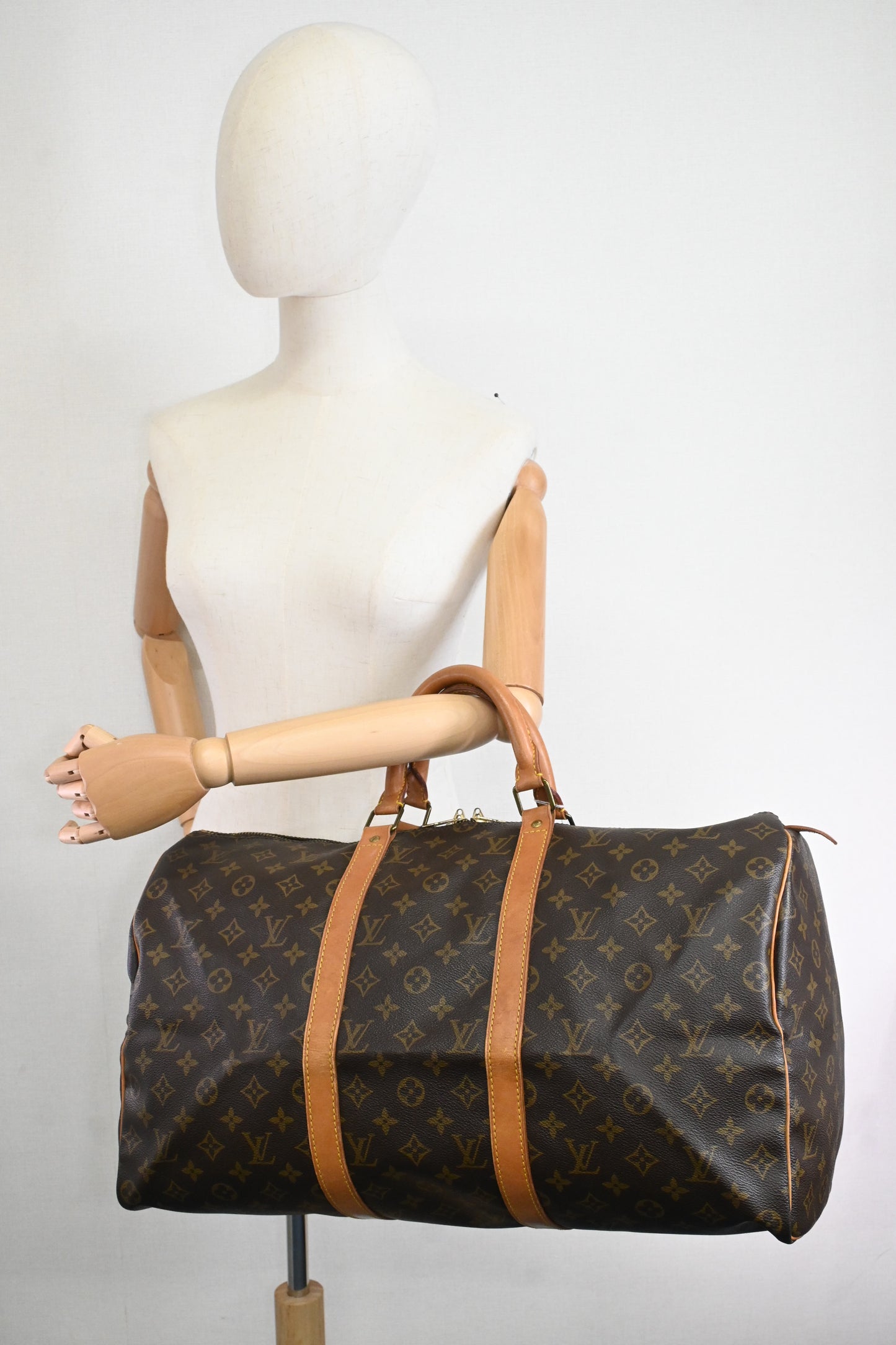 Louis Vuitton Keepall 50 in Monogram Canvas