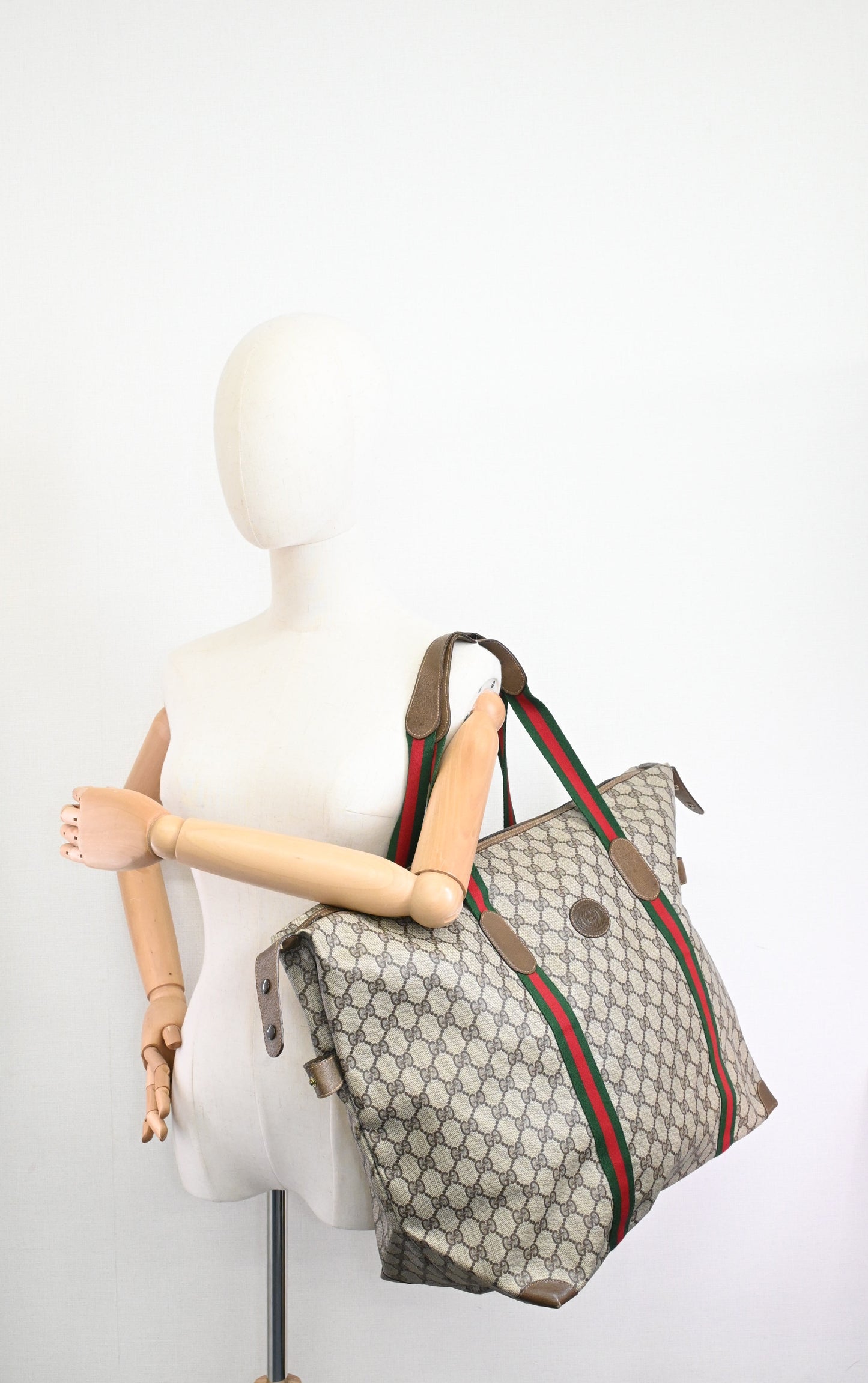 Gucci Travel Tote in GG Supreme Canvas