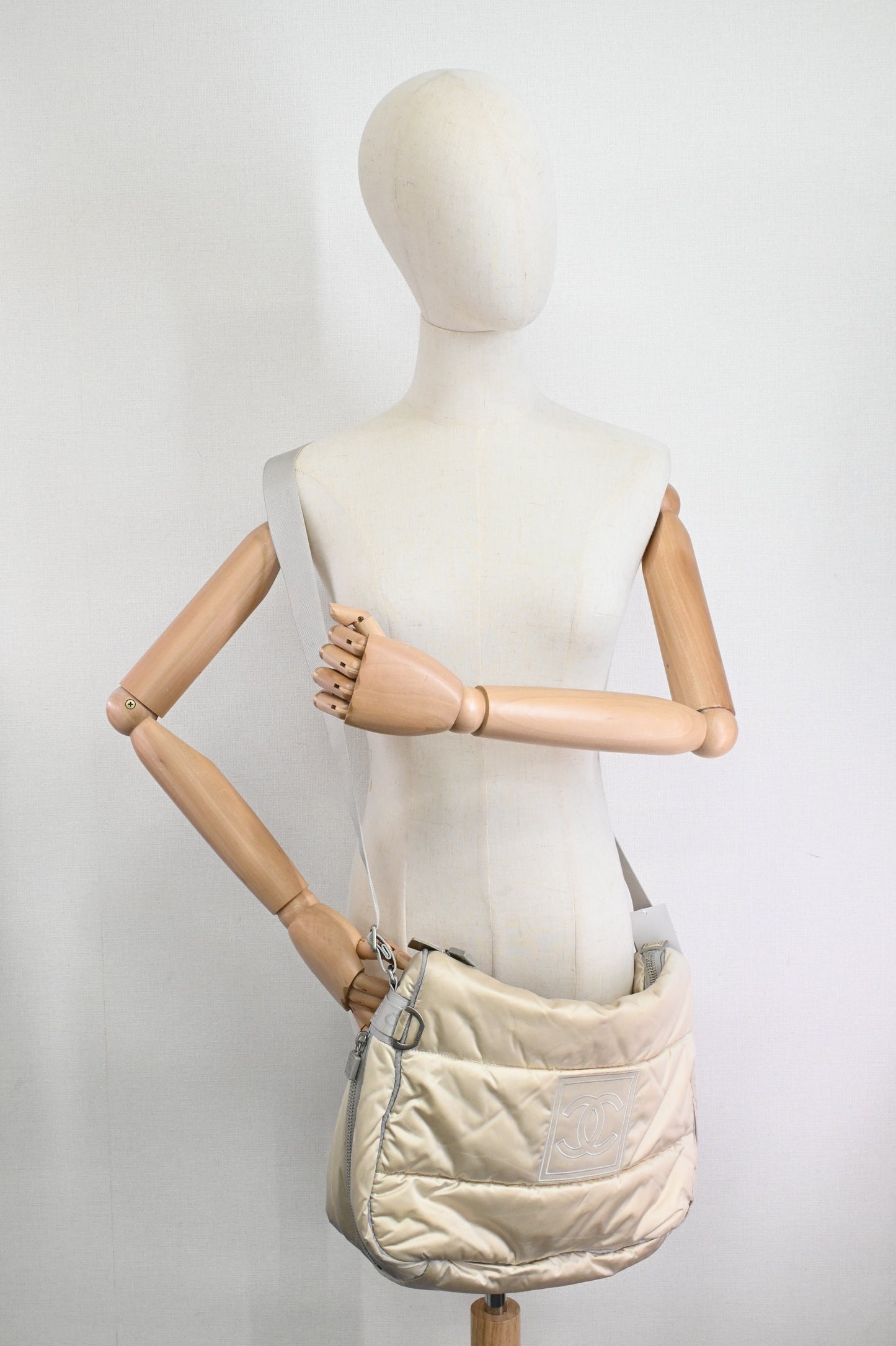 Chanel Sports Shoulder Bag in Beige Nylon Canvas