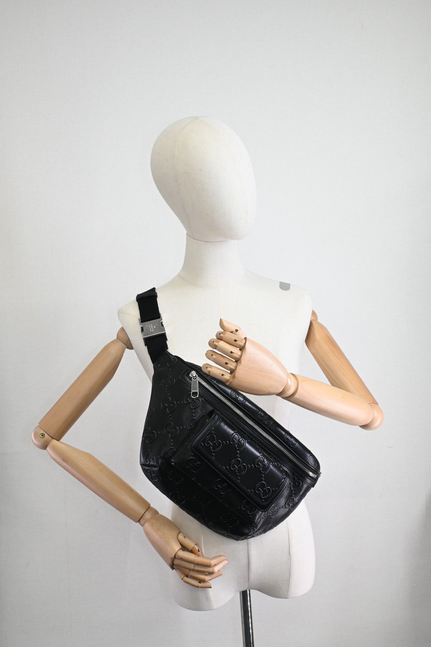 Gucci Bumbag in Black Leather