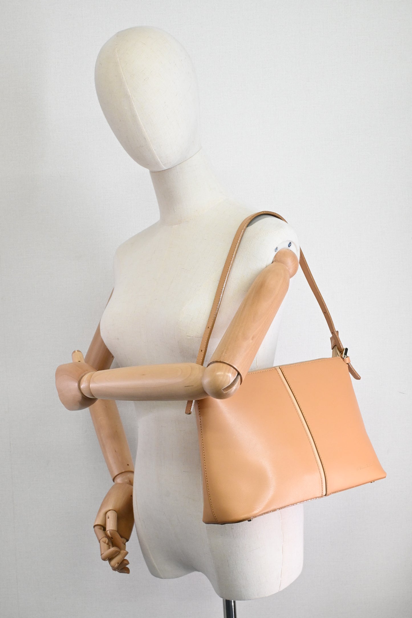 Burberry Shoulder Bag in Brown Leather