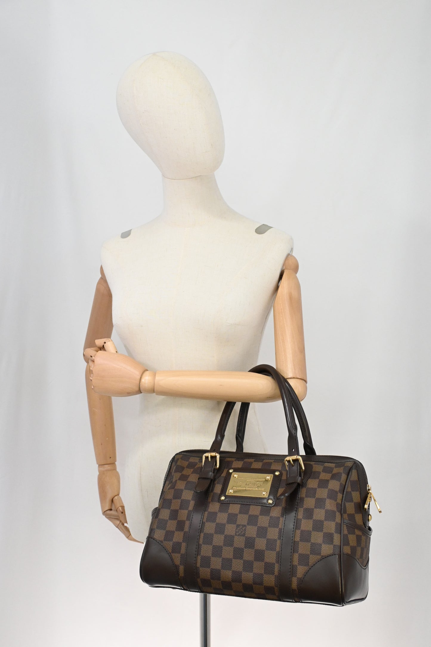 Louis Vuitton Berkeley in Damier Ebene Canvas