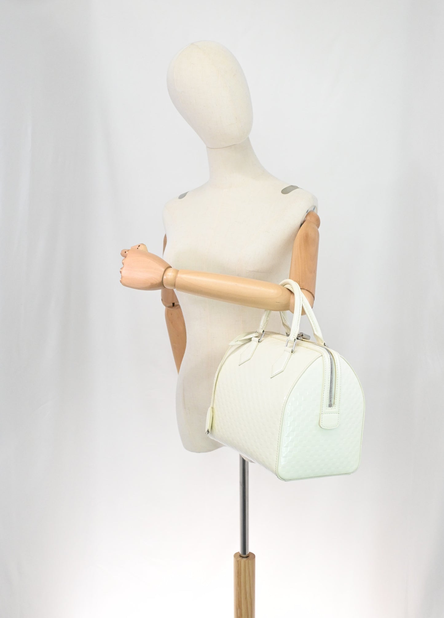 Louis Vuitton Speedy Cube in White Damier Facette Leather