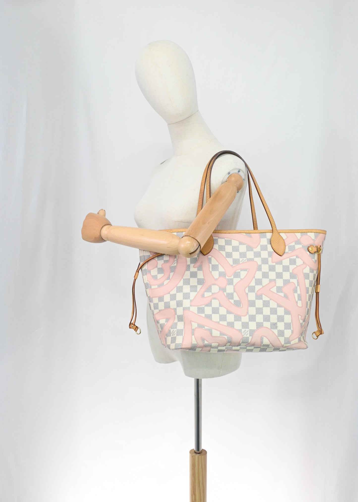 Louis Vuitton Tahitienne Neverfull MM in Damier Azur with Rose Ballerine Canvas
